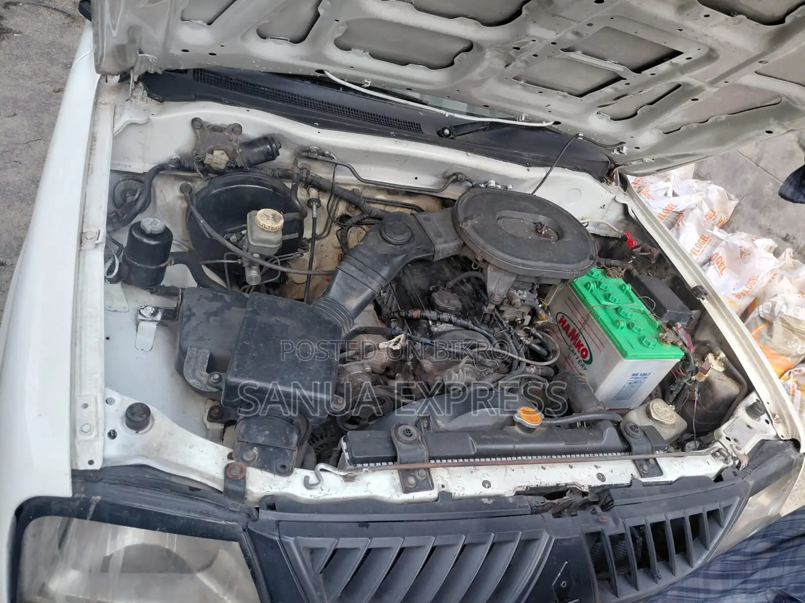 Mitsubishi L200 2007 White
