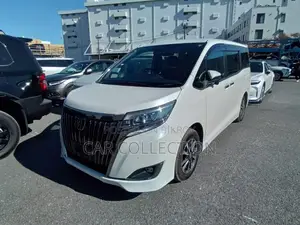 Toyota Esquire 2020