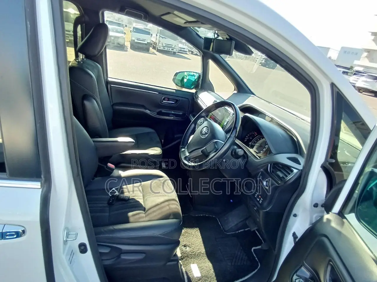 Toyota Esquire 2020
