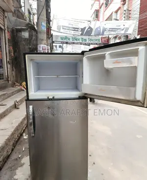 SINGER FRIDGE