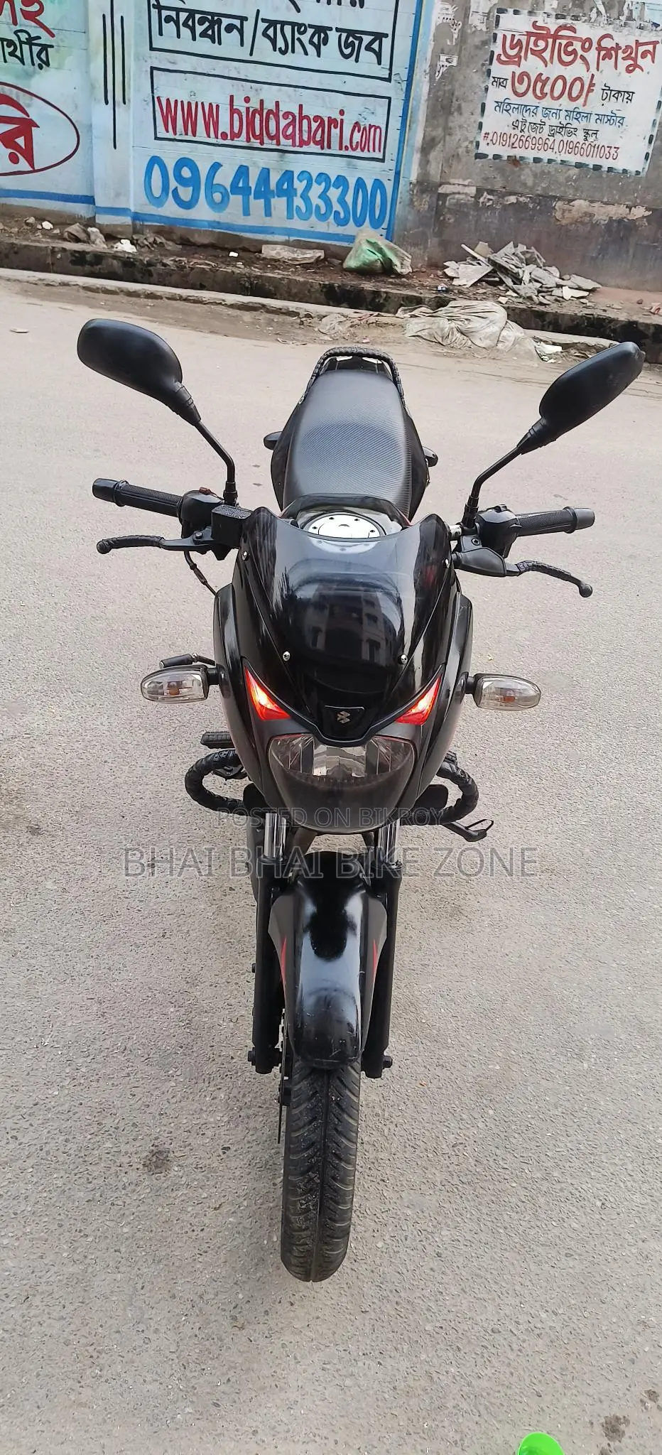 Bajaj Pulsar 150 . 2022