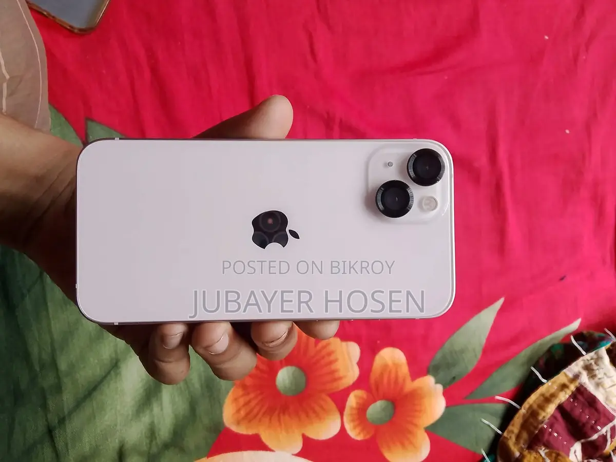 Apple iPhone 13 . (Used)