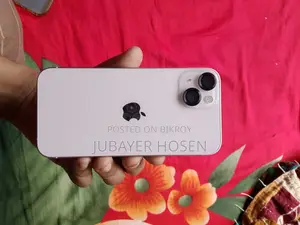 Apple iPhone 13 . (Used)