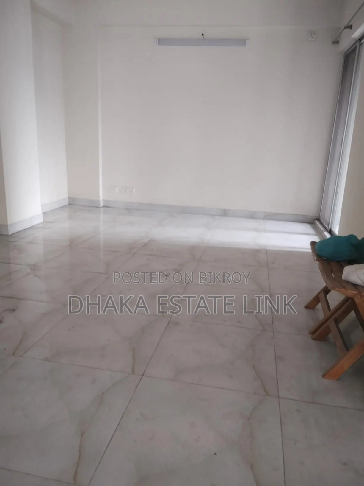 ১৬২০ ব:ফু: ফ্ল্যাট বিক্রয়@উত্তরা