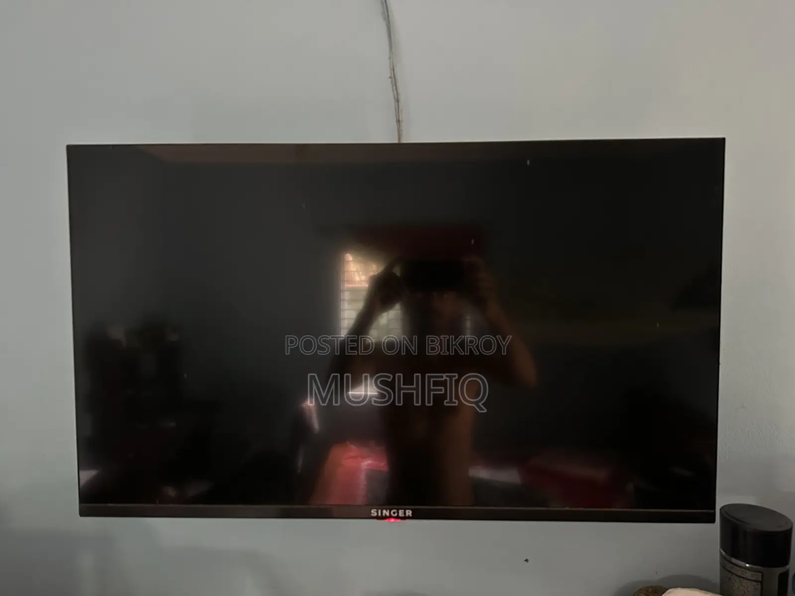 Singer 32" Frameless Google TV