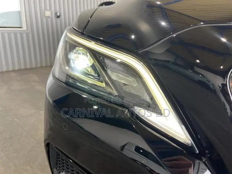 Toyota Crown HYBRID S SPORT 2021 Black