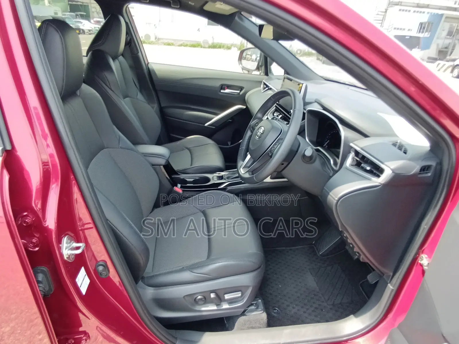 Toyota Corolla Cross Z Red Moonroof 2022