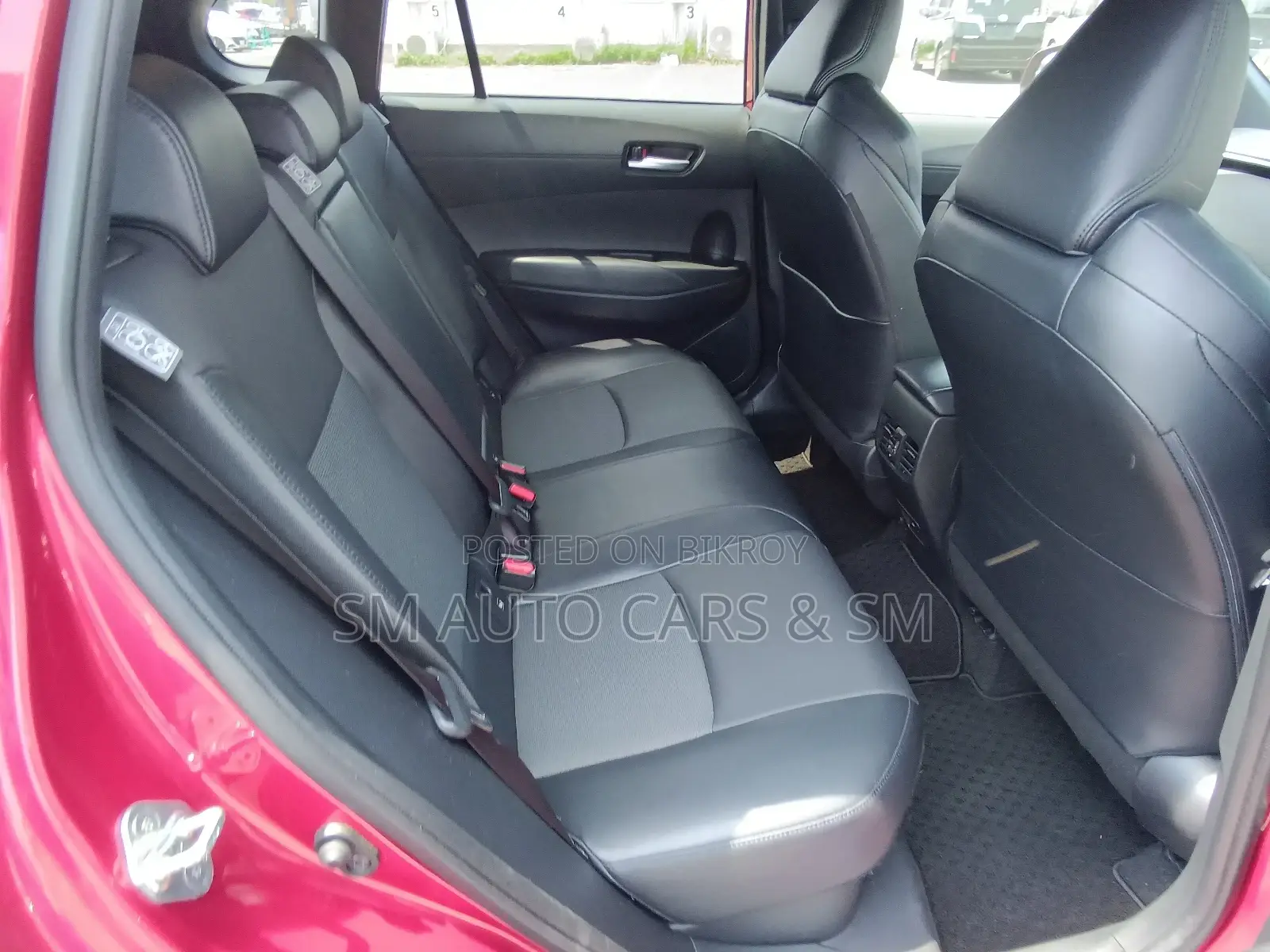 Toyota Corolla Cross Z Red Moonroof 2022