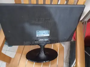 samsung s22c300 21 inches monitor