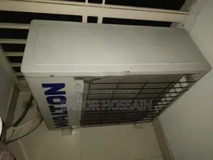 2 Ton Inverter AC in Fresh Condition