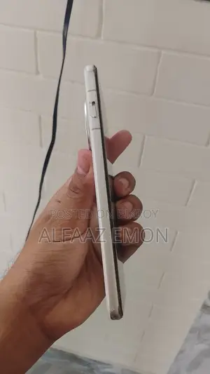 ওপ্পো ফাইন্ড এক্স৮ প্রো ৫১২ জিবি হোয়াইট