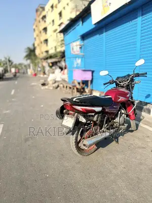 Bajaj CT 100 . 2005