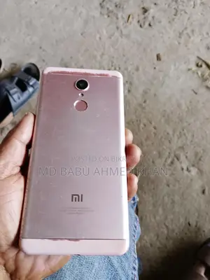 Xiaomi Mi 5 . (Used)