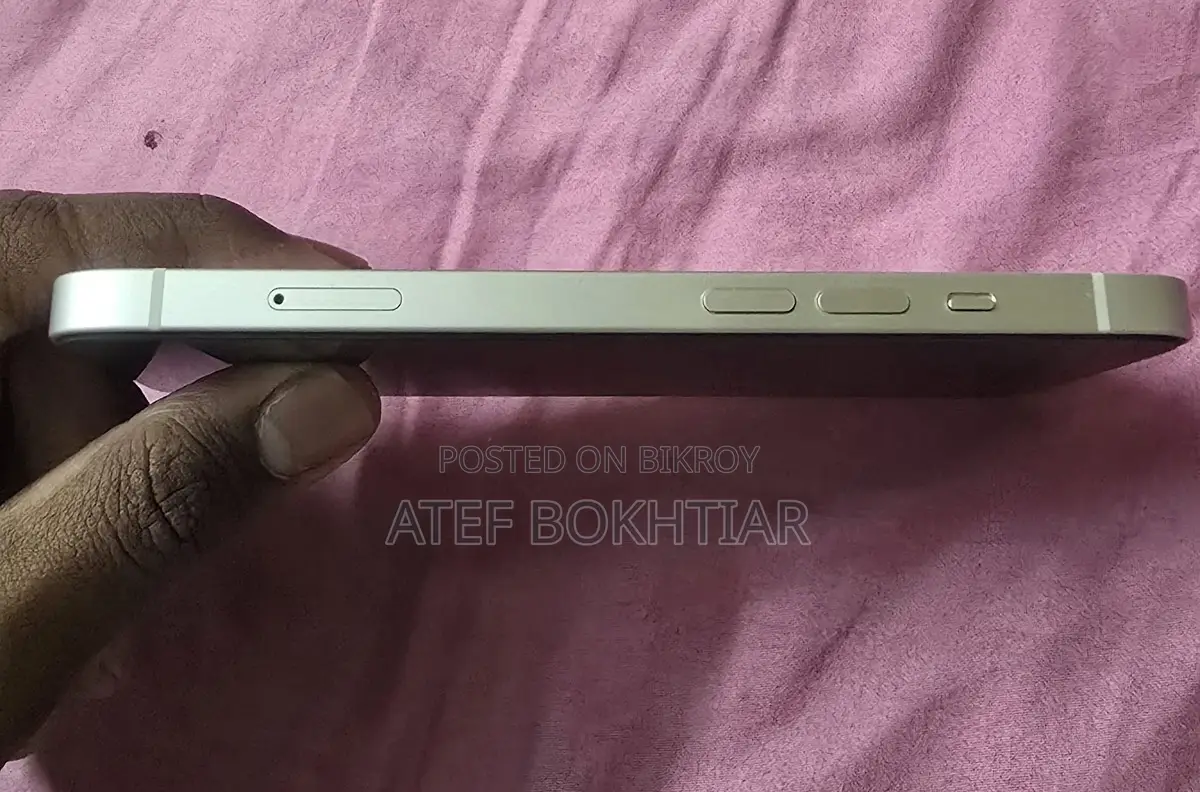Apple iPhone 14 (Used)