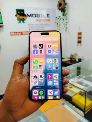 Apple iPhone 15 pro max (Used)