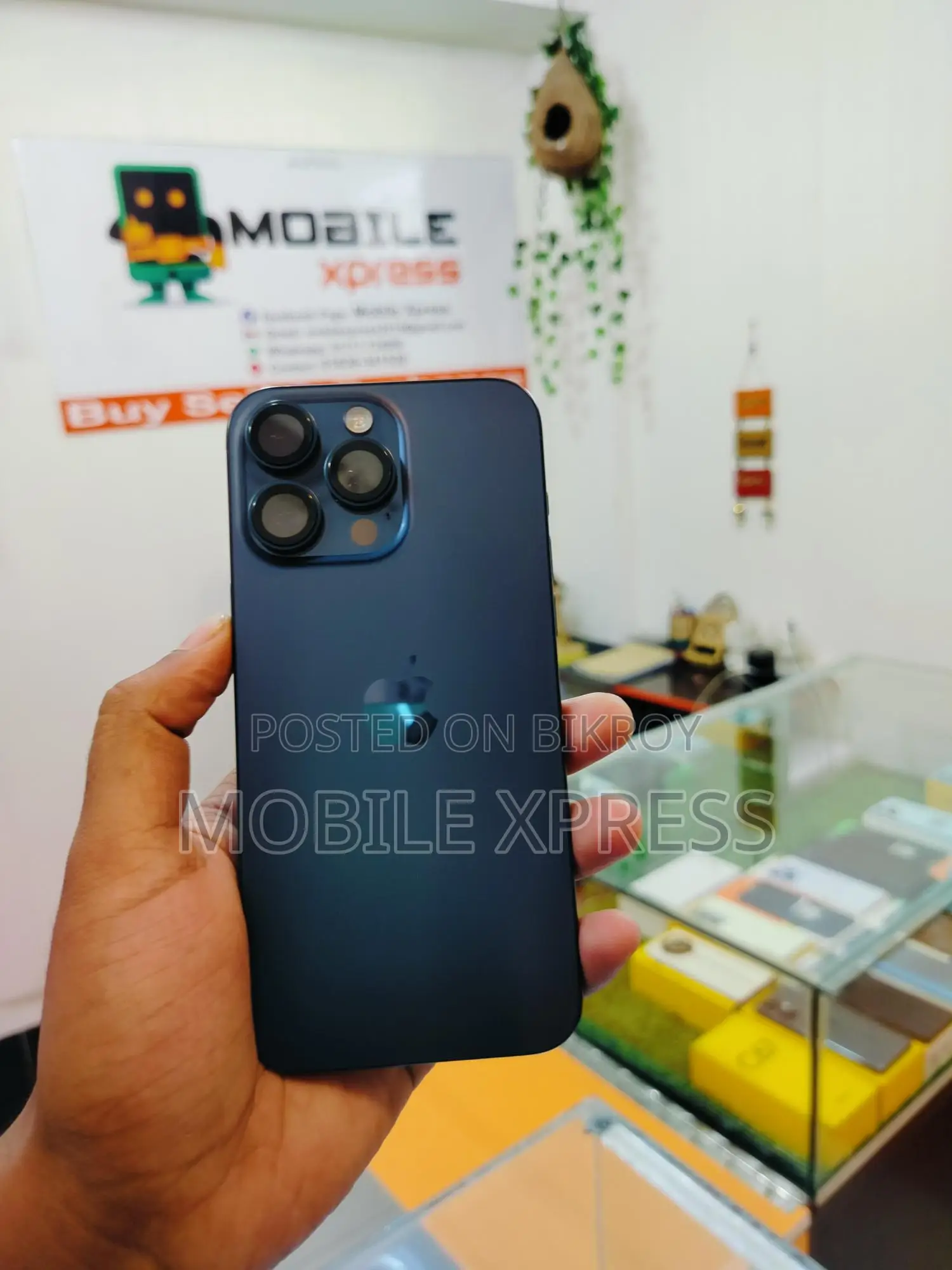 Apple iPhone 15 pro max (Used)