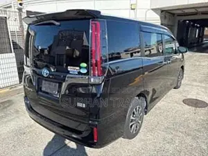 Toyota Esquire GI PREMIUM HYBRID 2021