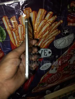 Apple iPhone 7 (Used)