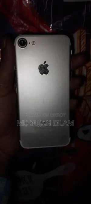 Apple iPhone 7 (Used)