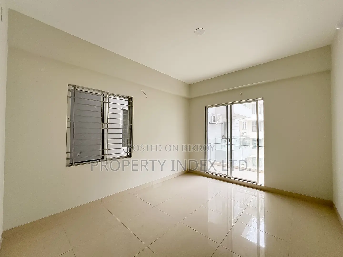🏢 Flat for Sale! 1920 Sq.Ft. Apartment at Bashundhara R/A, C Block