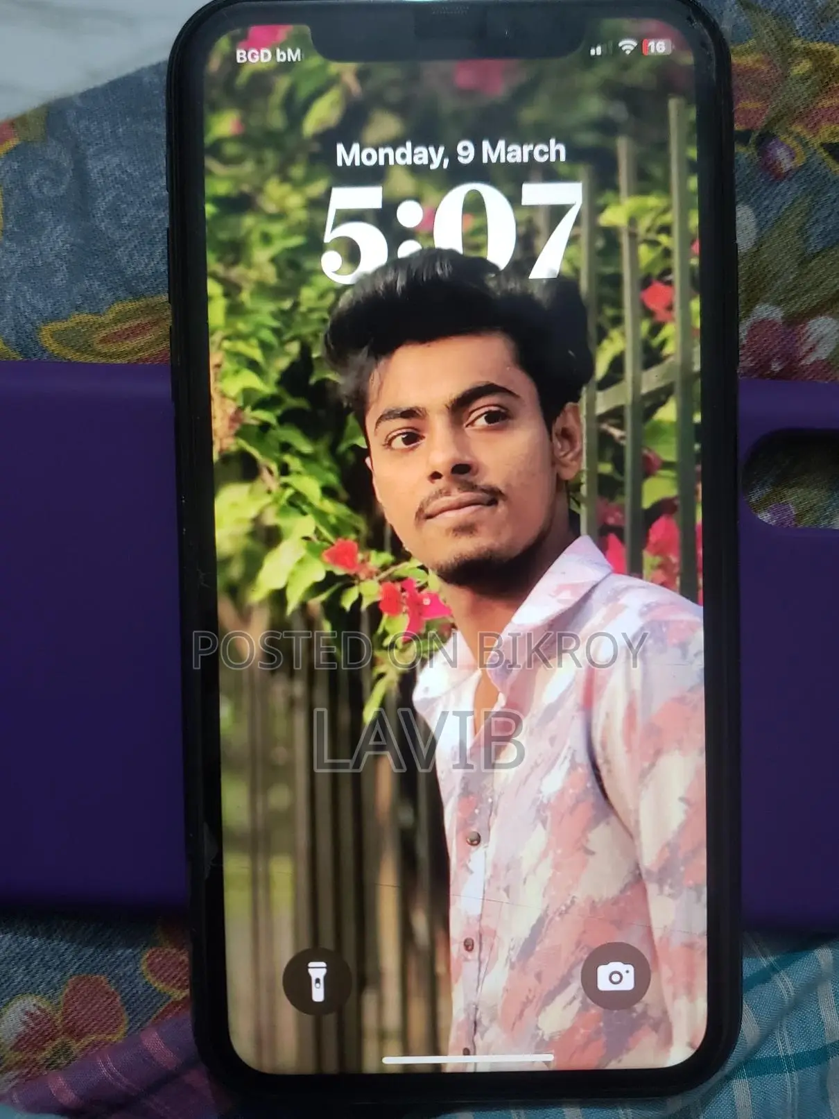 Apple iPhone XR (Used)