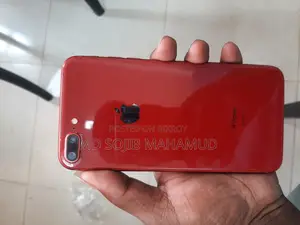 Apple iPhone 8 Plus 64 GB Red