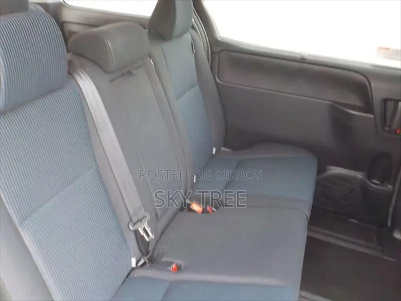Toyota Noah x p a c k g e 2021