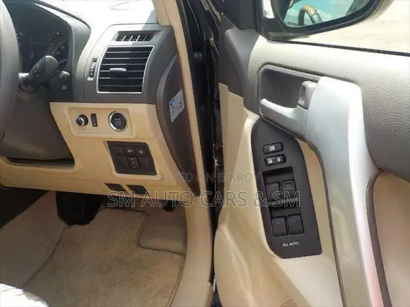 Toyota Prado TXL Black 4.5 Point 2021