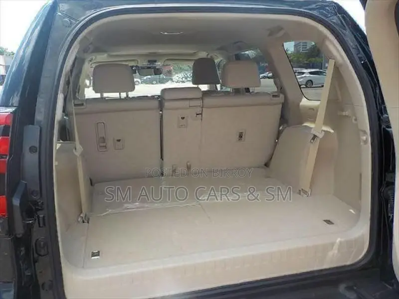 Toyota Prado TXL Black 4.5 Point 2021
