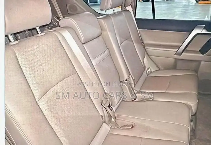 Toyota Prado TXL Black 4.5 Point 2021