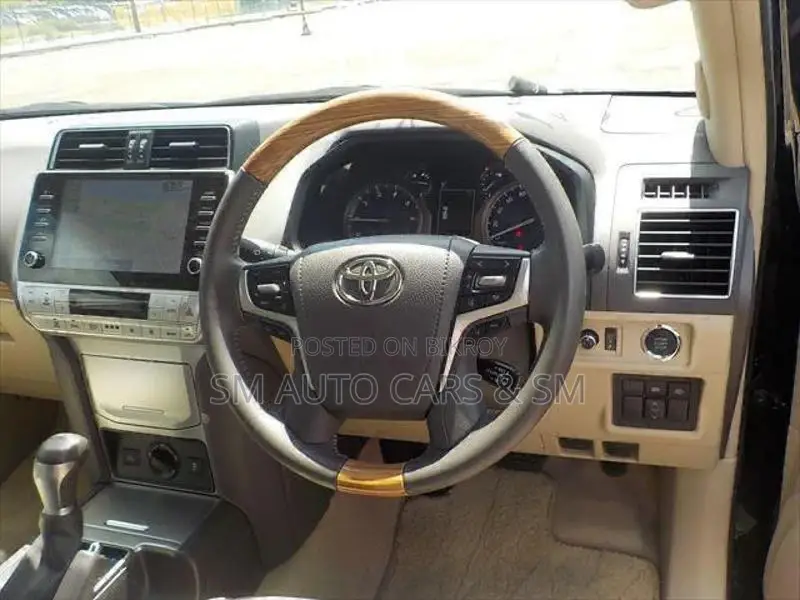 Toyota Prado TXL Black 4.5 Point 2021