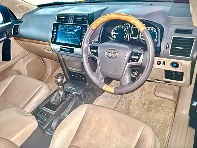 Toyota Prado TXL Black 4.5 Point 2021