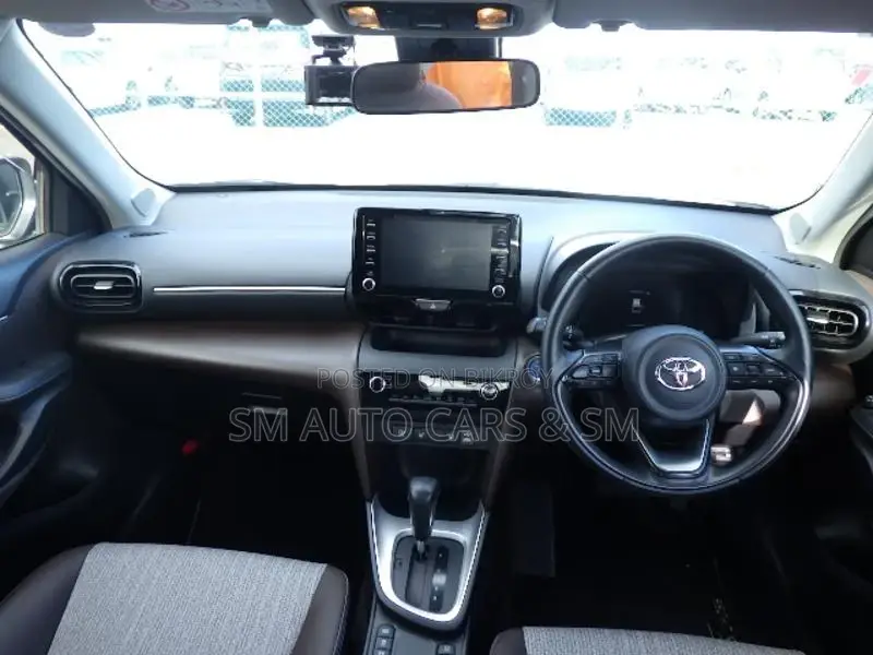 Toyota Yaris Cross Z Pearl 2 Tone 2021