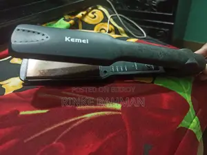 Kemei Hair Straightener