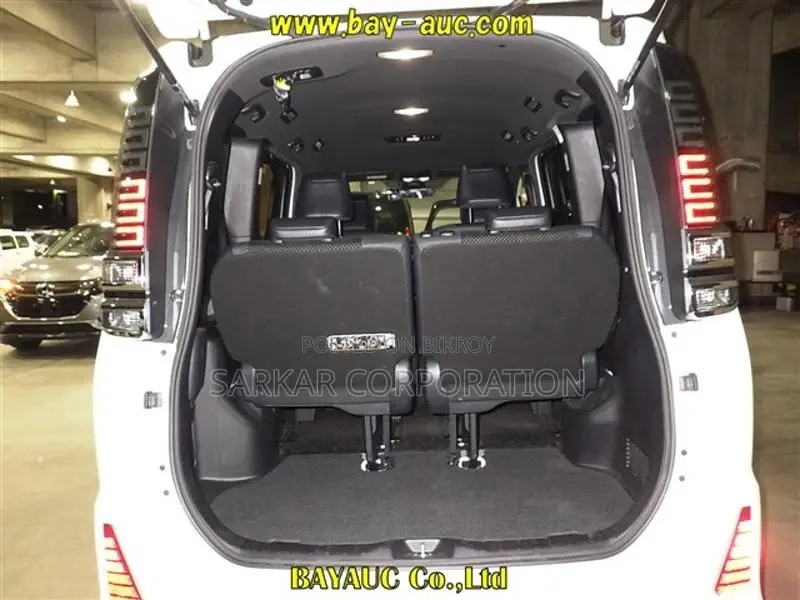 Toyota Voxy ZS Kiramiki 2021