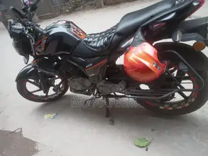 কিওয়ে আরকেএস ১৫০ ২০১৭ কালো