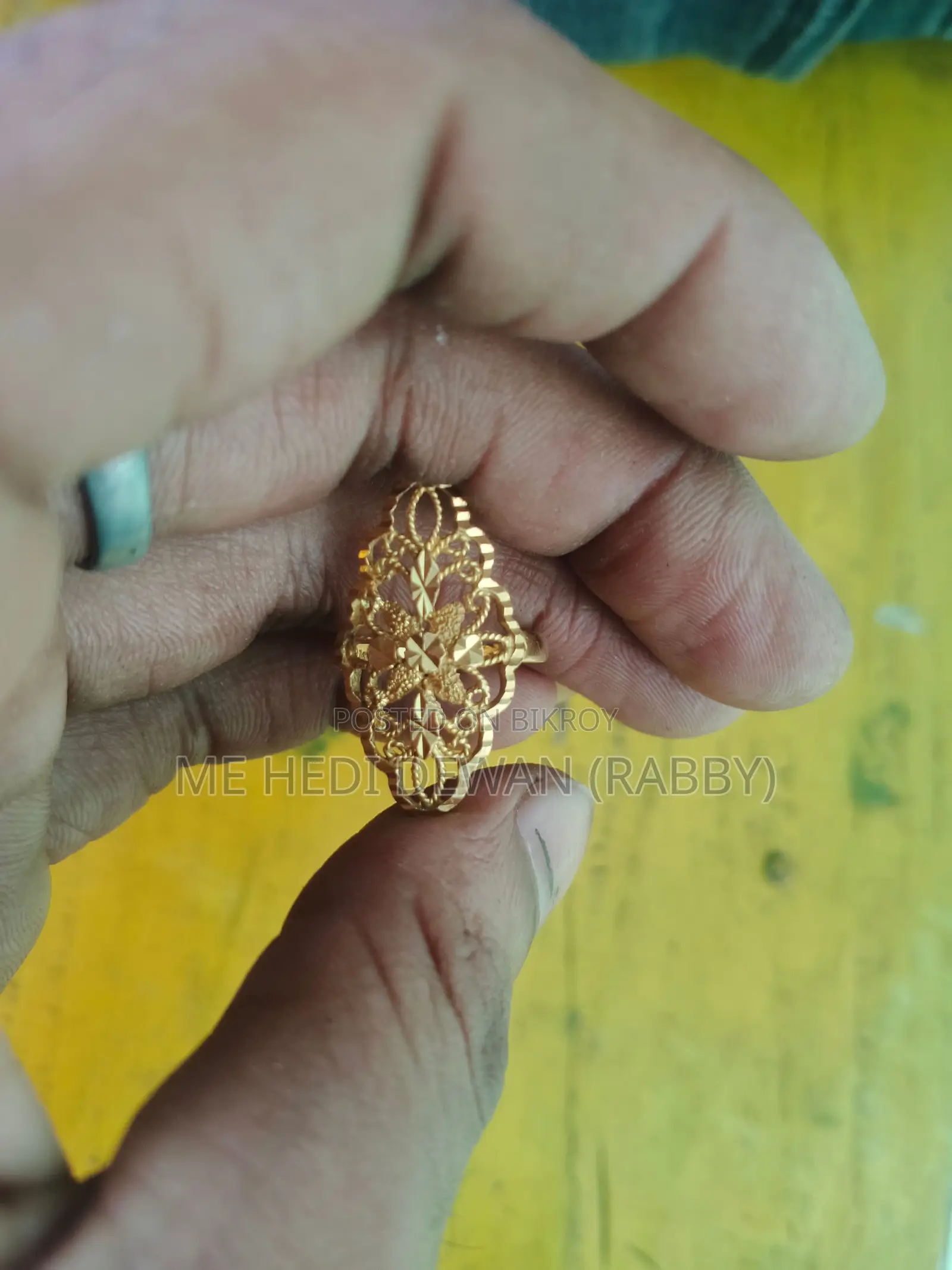 Finger Ring