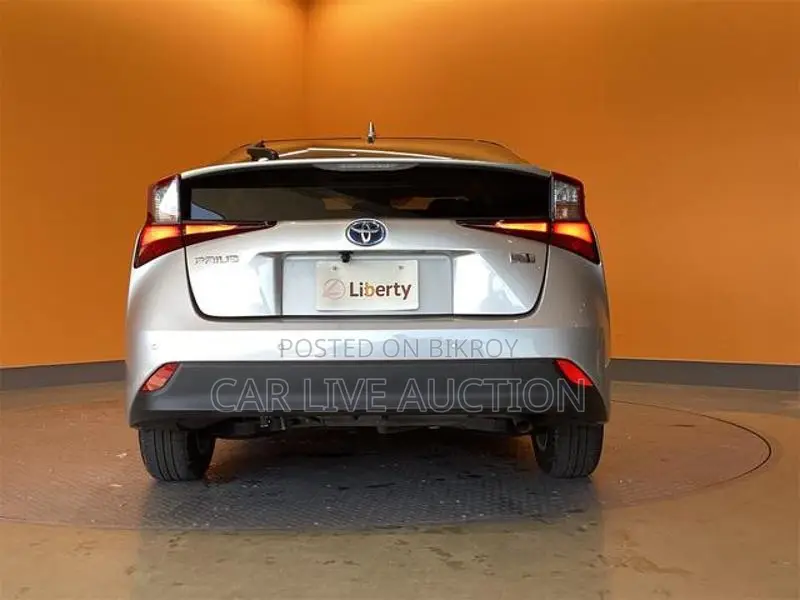 Toyota Prius Hybrid S প্রি-অর্ডার ২০২১