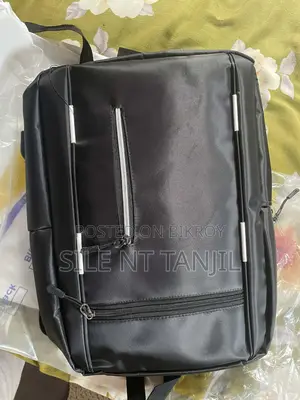 The bag is brand new, if anyone needs it, let me know. It's a 3-piece combo and branded.