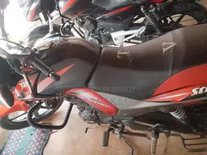 TVS Stryker . 2018
