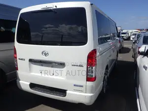 Toyota Hiace DARK PRIME2 GRADE: 5 2021
