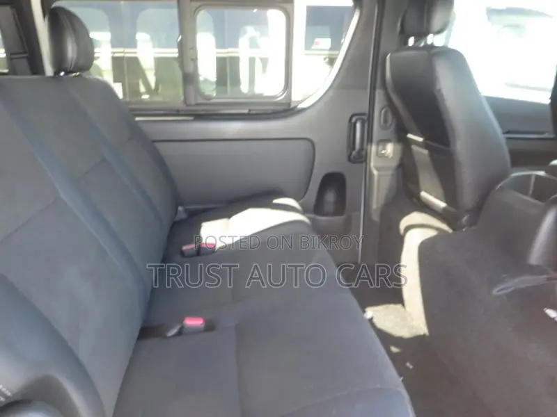 Toyota Hiace DARK PRIME2 GRADE: 5 2021