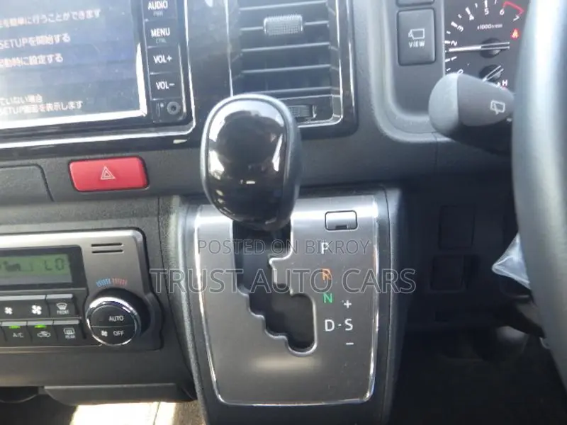 Toyota Hiace DARK PRIME2 GRADE: 5 2021