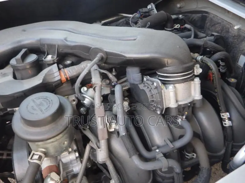 Toyota Hiace DARK PRIME2 GRADE: 5 2021