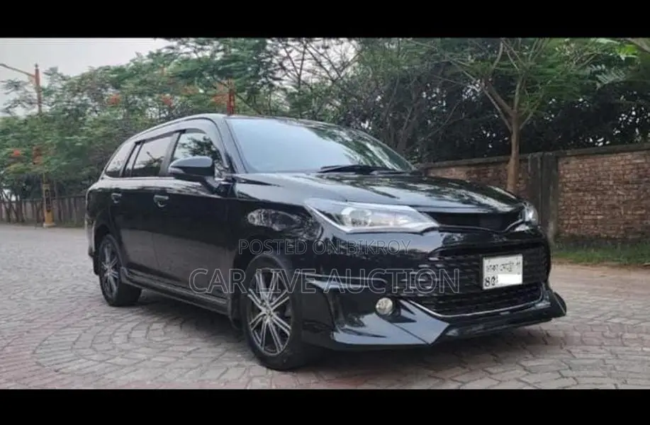 Toyota Fielder HYBRID WXB 2015