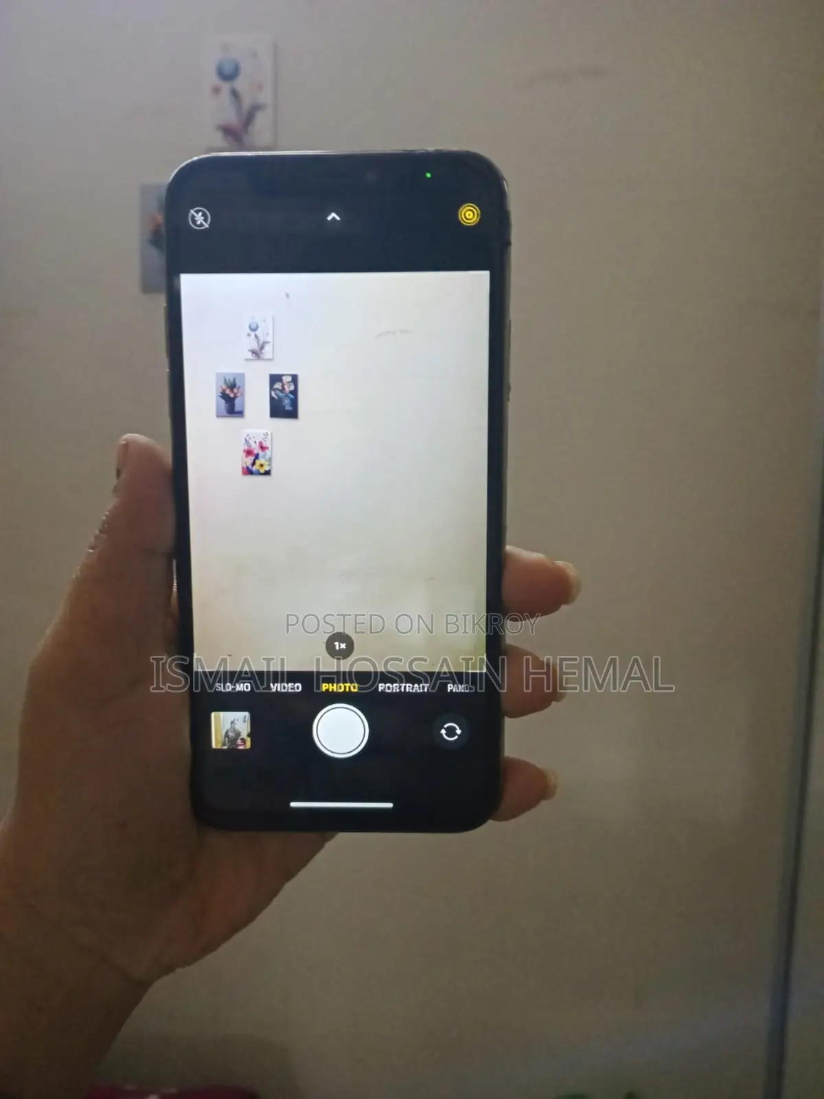 Apple iPhone XS . (Used)