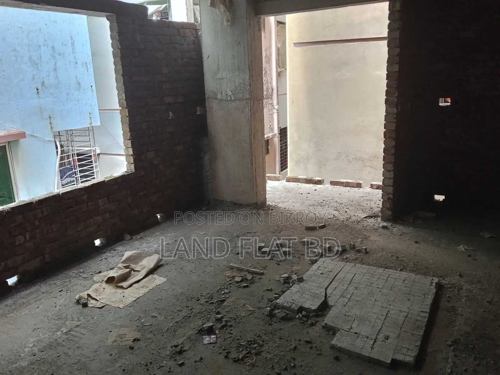 Flat for sale @ 1450 sq ft, three bedrooms, three bathrooms
