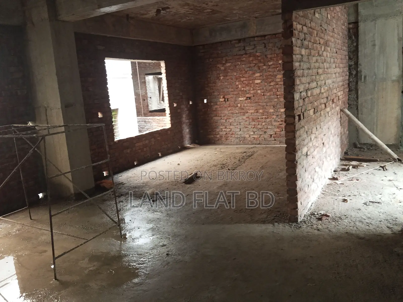 Flat for sale @ 1450 sq ft, three bedrooms, three bathrooms