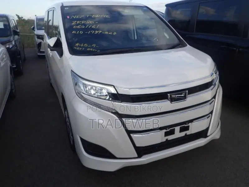 Toyota Noah X Package OCTANE 20 2020