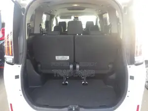 Toyota Noah X Package OCTANE 20 2020